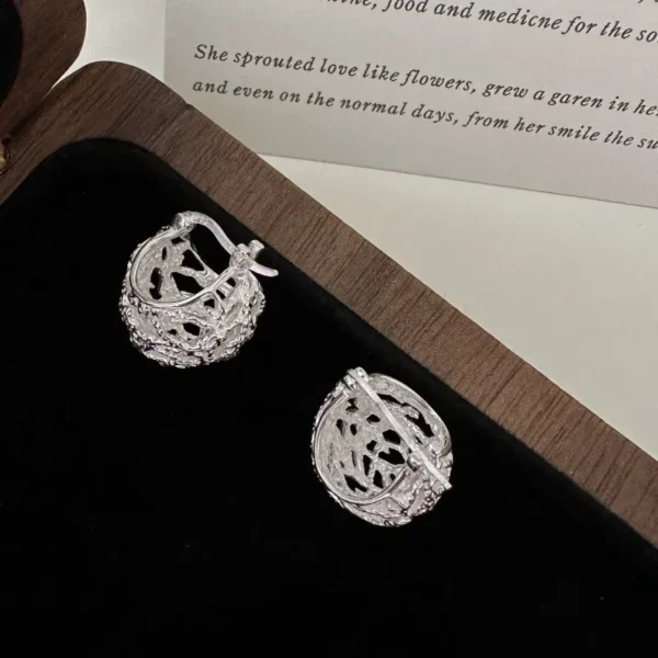 S925 Sterling Silver Niche Design Sense Heavy Industry Hollow Ball Earrings Simple Retro Ear Jewelry Bird's Nest Weaving