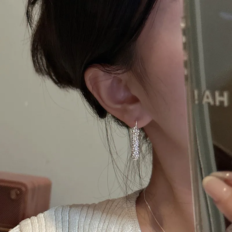 925 Sterling Silver Korean Version Niche Design Sense Retro Simple Twist Line Handmade Earrings Office INS Blogger Ear Buckle - Image 4