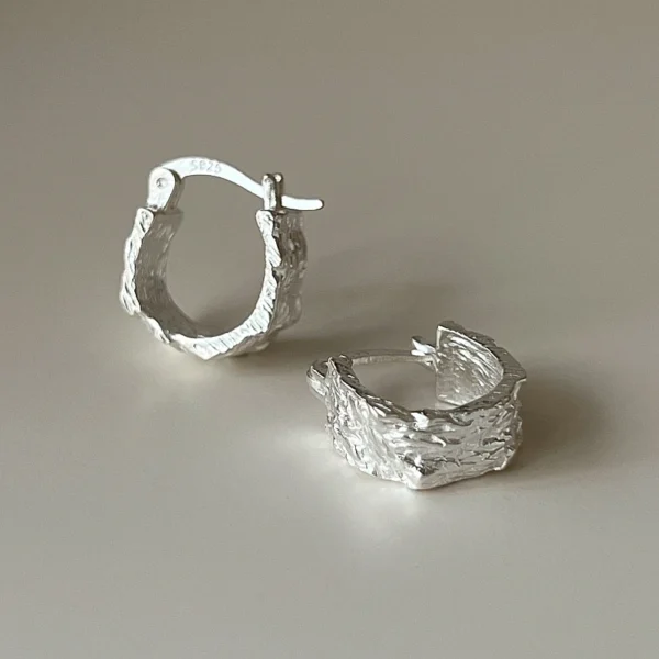 CHOZON Whole Body S925 Sterling Silver Textured Earrings Gold Niche Design Light Luxury Premium Earrings Ear Buckles