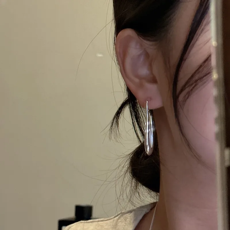 S925 Sterling Silver Korean Version Niche Design Sense Fashion Heavy Industry Retro Earrings Korean Simple Commuter Ear Jewelry - Image 3