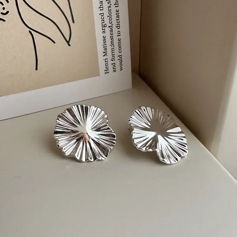 Genuine Products Real S925 Sterling Silver Heavy Industry Texture Large Flower Earrings Fashion Sense Simple Stud Earrings - Image 3