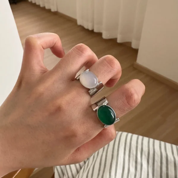 925 Sterling Silver Glossy Oval Green Agate Ring Women's Simple Light Luxury High-end White Chalcedony Open Ring