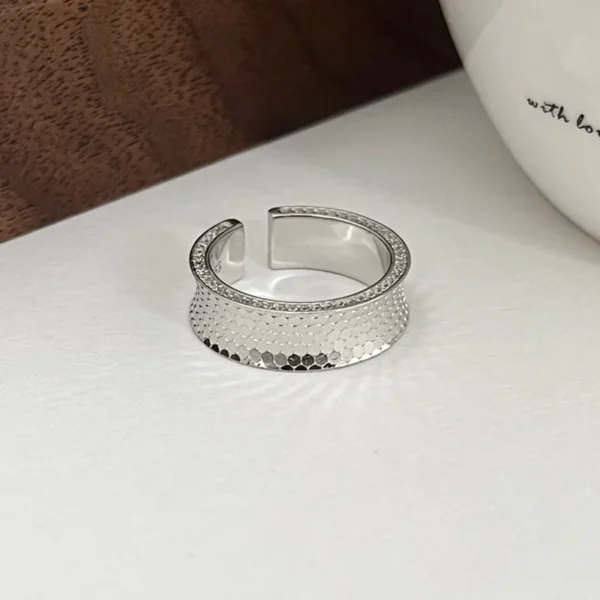 925 Sterling Silver Crushed Ice Diamond Ring Women's Simple Light Luxury Exquisite Temperament Sparkling Open Ring 5775B