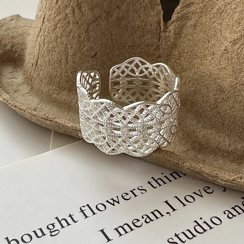 S925 Sterling Silver French Niche Design Sense Simple Texture Ring Japanese Style Fashion Court Lace Ring Wholesale - Image 5