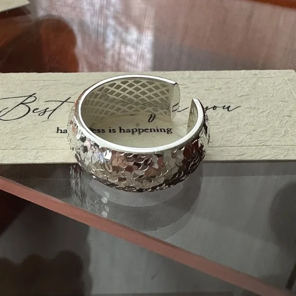 S925 Sterling Silver Korean Version Niche Design Sense Retro Crushed Ice Ice Simple Ring Korean Flash Fashionable Ring Wholesale