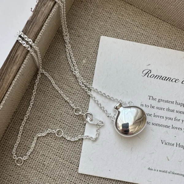 S925 Sterling Silver Japan Niche Design Sense Small Water Bottle Simple Necklace Asian Personality Collarbone Chain Wholesale