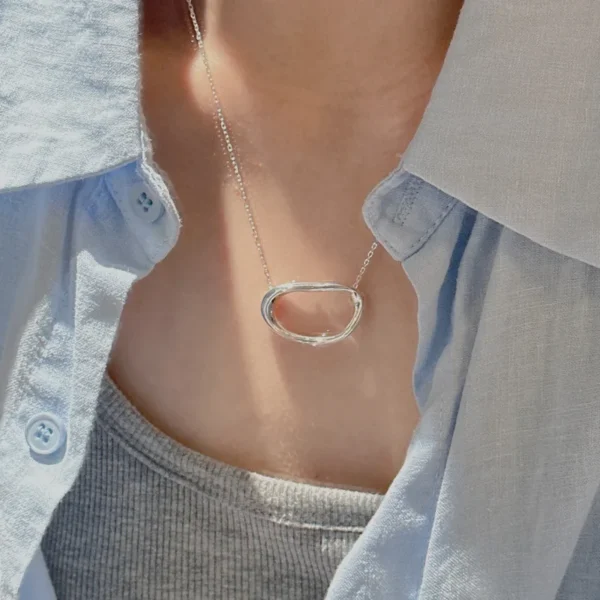 S925 Silver Niche Design Sense Retro Oval Fashion Collarbone Chain European Style Simple Personality Necklace Wholesale