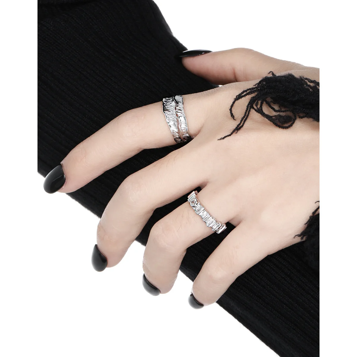 New Niche Personality Couple Ring Ins Cold Style Cool Texture Striped Diamond-set S925 Sterling Silver Ring - Image 3