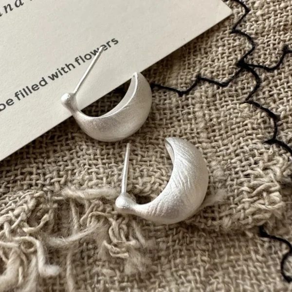 S925 Sterling Silver Korean Version Matte Retro Earrings Wind Simple and Fashionable Arc Ear Jewelry Silver Jewelry Wholesale