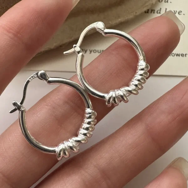 S925 Sterling Silver Korean Version Niche Design Sense Knotted Retro Ear Buckle Twist Simple Fashionable Earrings Wholesale