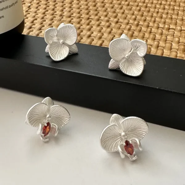 S925 Sterling Silver Korean Version Niche Design Sense Retro Matte Flower Earrings Simple Asian Personalized Ear Jewelry