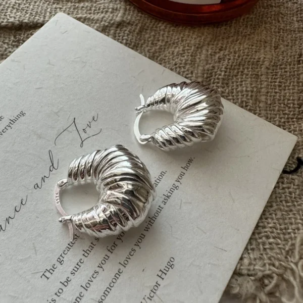 S925 Sterling Silver Korean Version Niche Retro Hollow Korean Earrings Simple Fashion Heavy Industry Ear Jewelry Ear Buckle