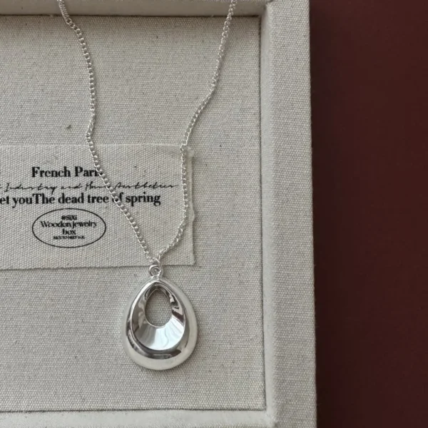 S925 Sterling Silver Japanese Niche Design Sense Retro Water Drop Necklace Korean Version Style Long Sweater Chain Wholesale