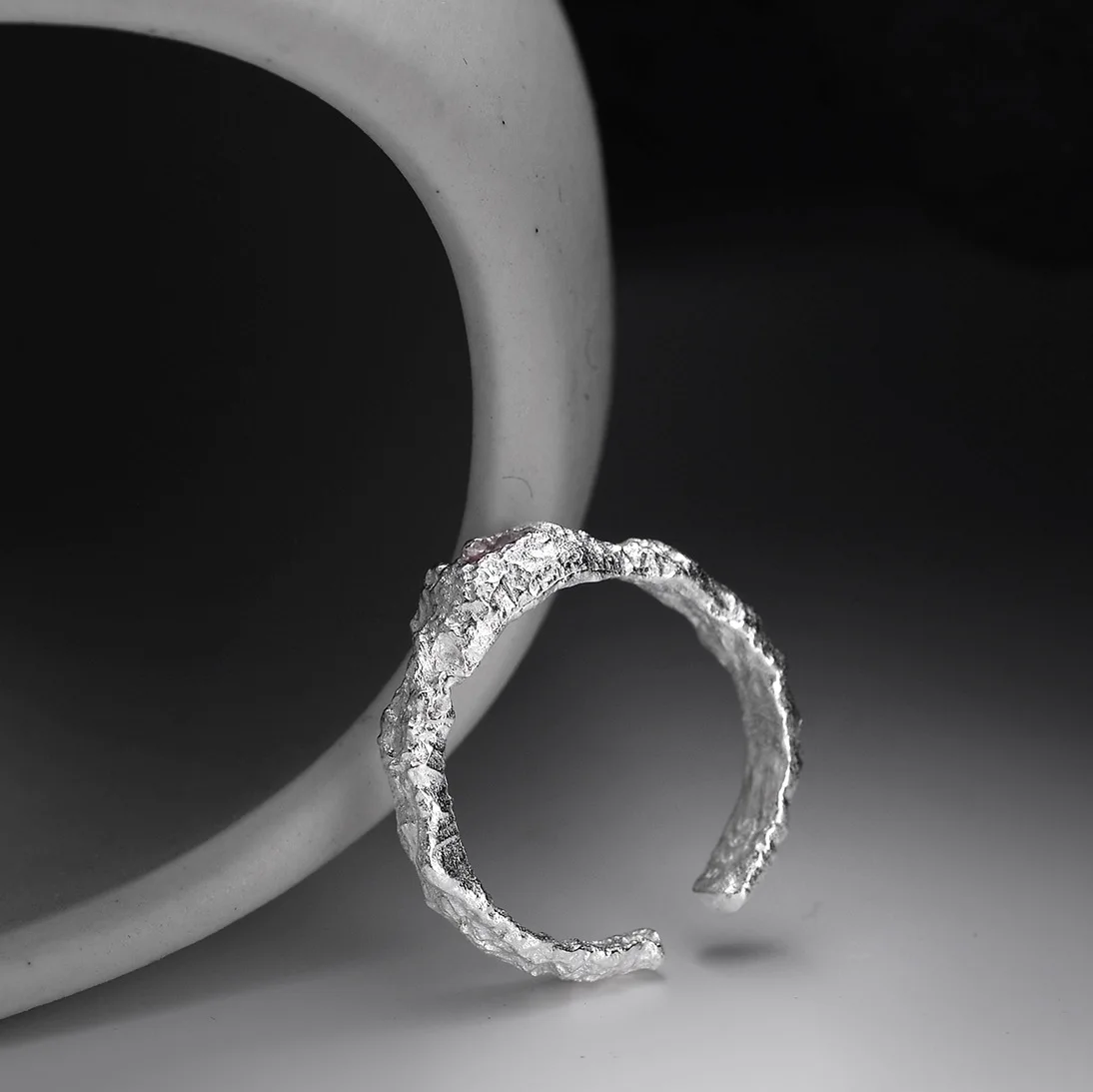 MLKENLY Niche design 100% 925 sterling silver broken texture ring female ins marquise unique open ring - 画像 (5)