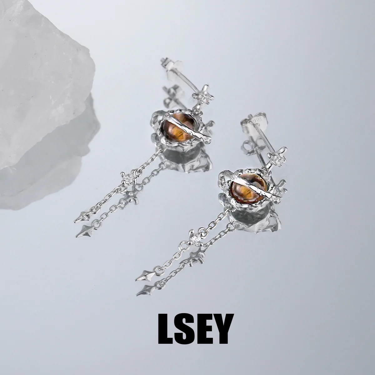 MLKENLY S925 Sterling Silver Individualized Ins Cool Style High End Versatile Saturn Tiger Eye Stone Earnail Female - Image 2