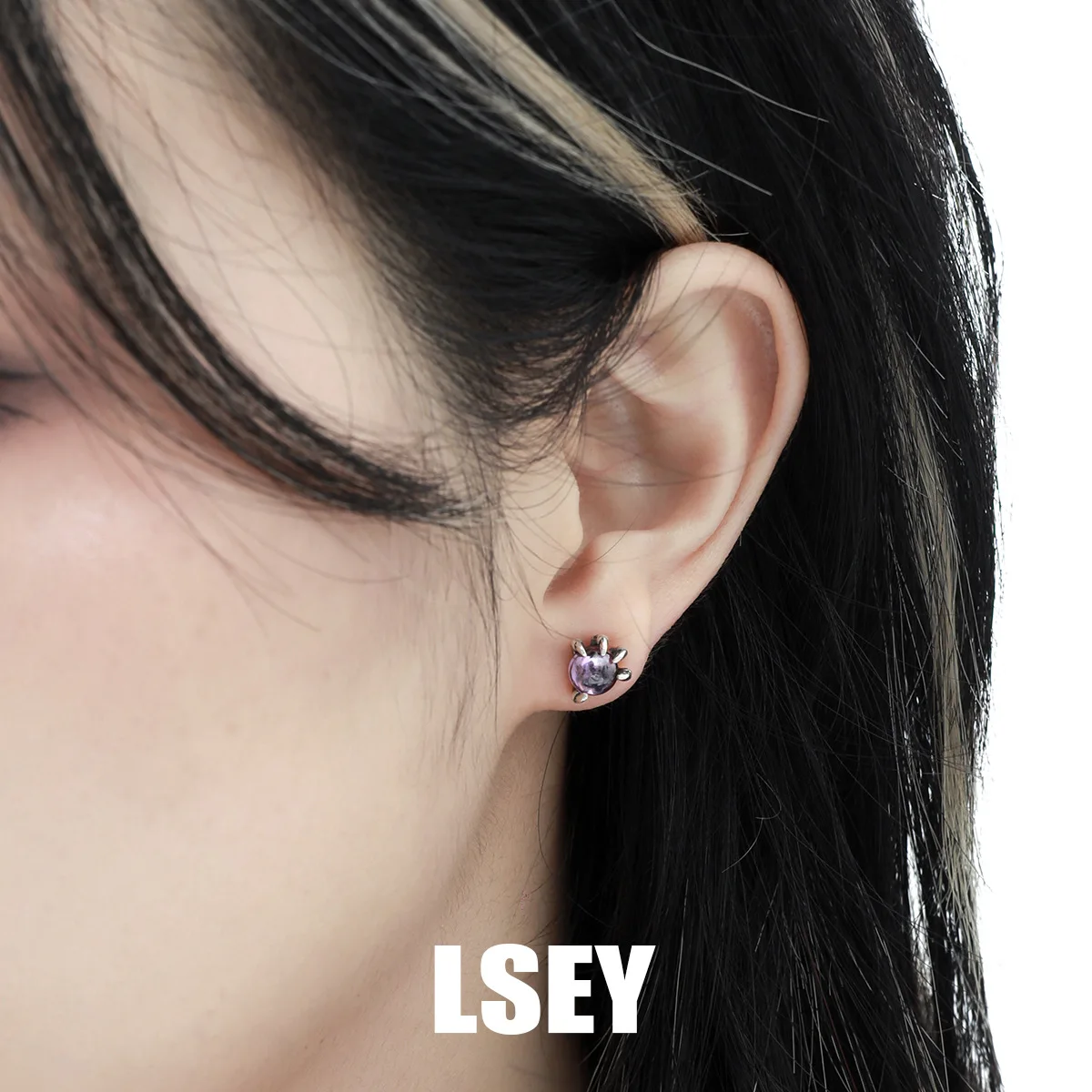 MLKENLY Red S925 sterling silver Men Women Vintage Dragon Claw Stud Earrings Personality Jewelry - Image 3