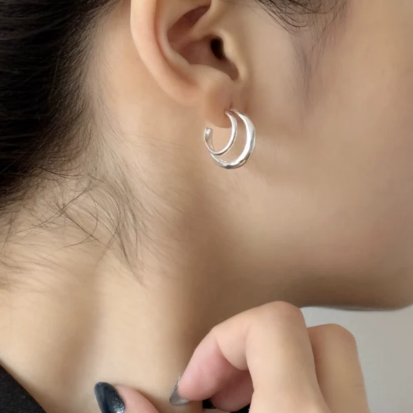 All-over S925 sterling silver Korean version niche design curved double-layer fashionable personality earrings fashionable simple earrings