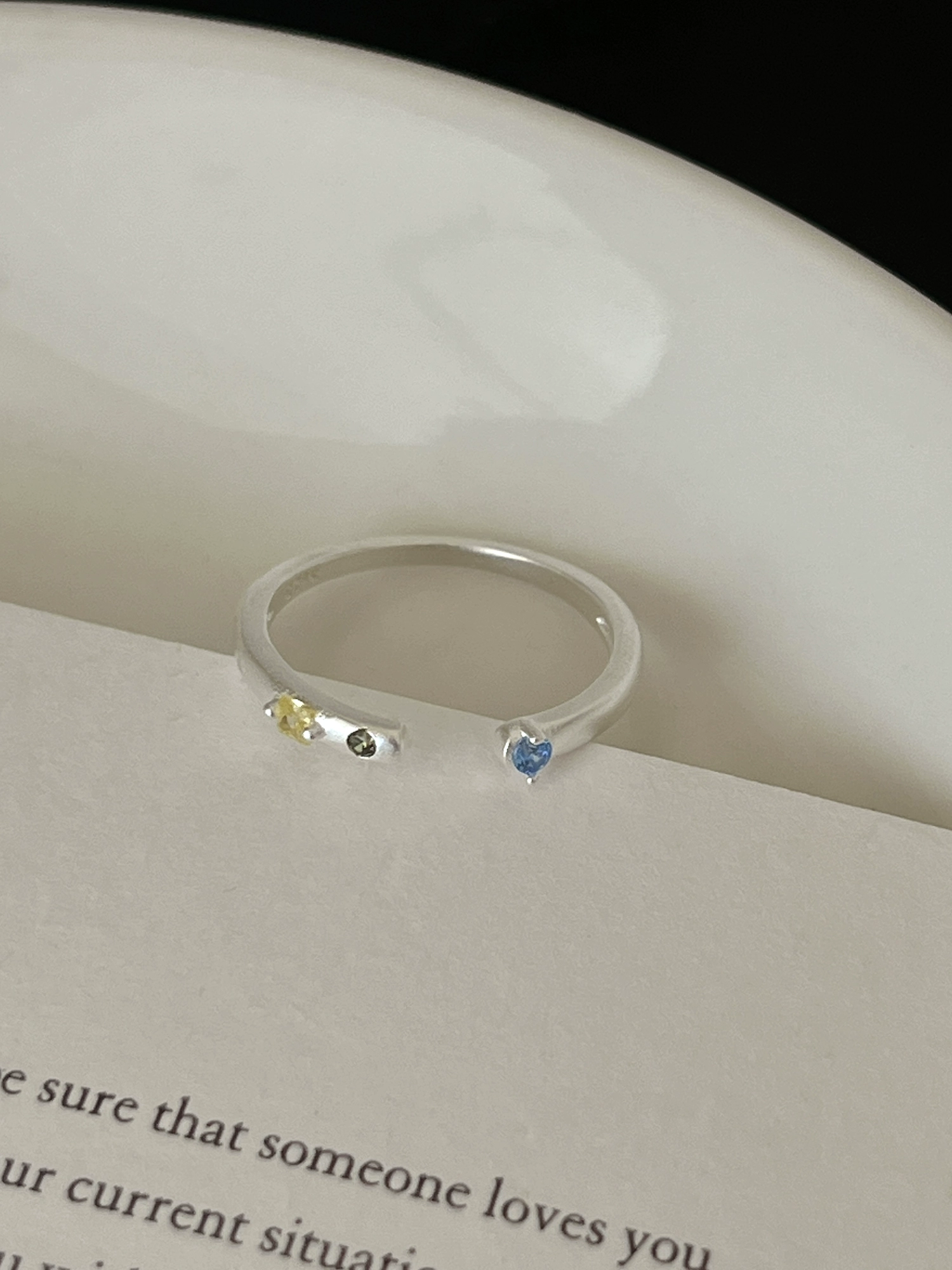 Cold style irregular double texture S925 sterling silver fashion ring women's personalized matte texture colored diamond ring - Image 5