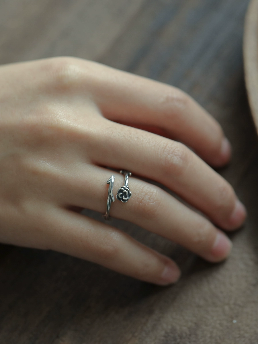 Pattern Veinsbrick "Thorn Flower" retro aged petals with thorns sterling silver S925 open adjustment ring - Image 4