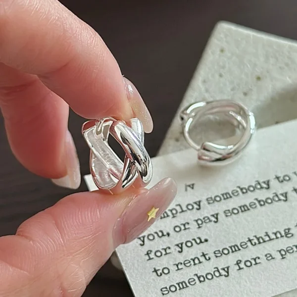 [Cciris.Com] S925 Silver Cross Ear Cuff Korean Vintage Minimalist Wholesale Dainty Jewelry for Women