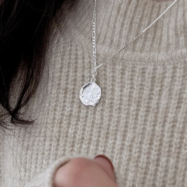 [Cciris.Com] 925 Silver Wave Pendant Necklace Japanese Minimalist Hypoallergenic Wholesale Dainty Layering Jewelry for Women